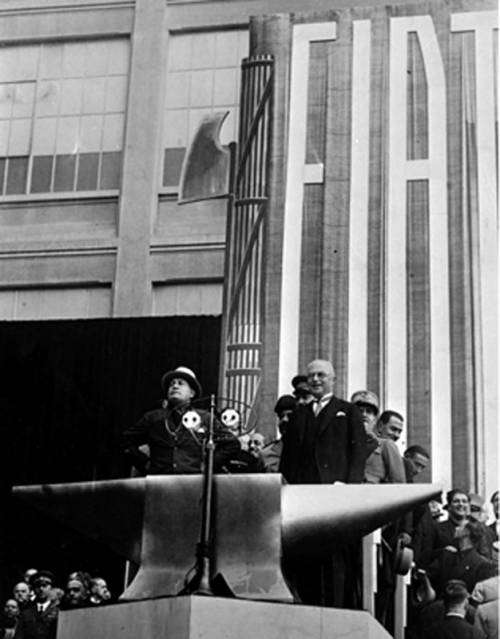 L'amnesia selettiva della "Stampa" che dimentica i direttori sotto il fascismo
