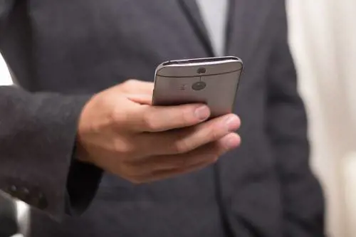 Garante privacy: “Vietati controlli su e-mail e smartphone aziendali”