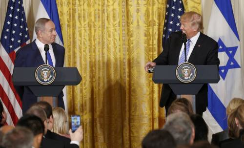 Trump chiama Netanyahu  e blocca la marijuana di Israele