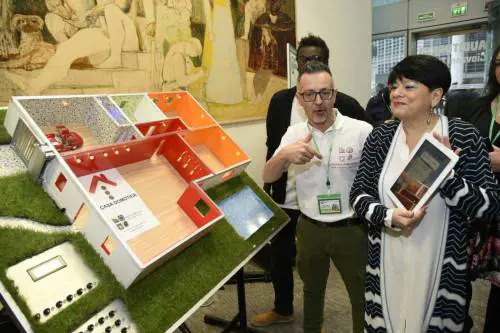 Aprea: "Sempre più ragazzi lavorano per imparare". Apprendisti, in tre anni passati da 110 a 2.600