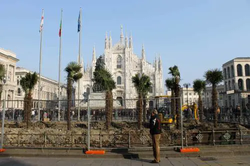 Tra palme e grattacieli le cartoline 2.0 da Milano battono pure Venezia