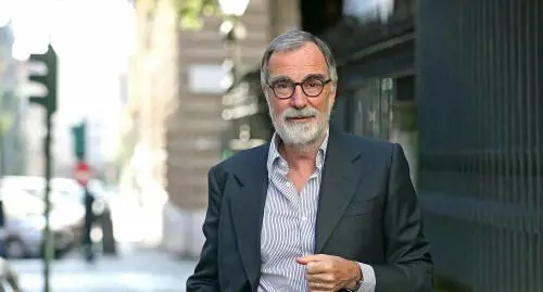 "Macché informazione, sui social si parla come al bar"