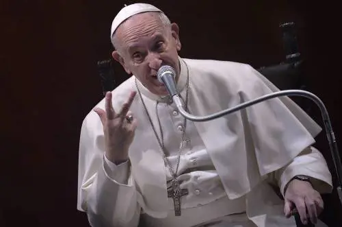 Papa Francesco: "Anche io sono un peccatore"