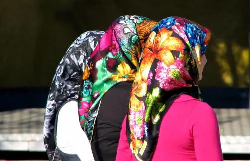 In Turchia anche per le soldatesse cade il "divieto di velo"