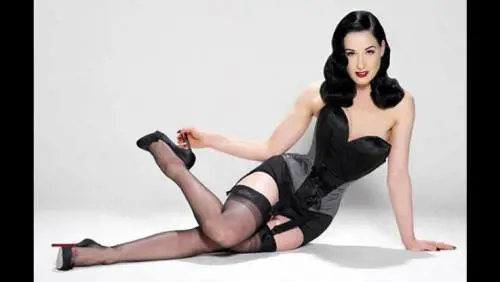 Dissertazioni sull'importanza della lingerie