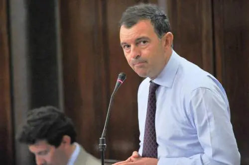 "Galleria, Sala debole coi forti Piccole imprese penalizzate"