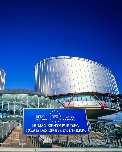 La Corte europea dei diritti apre alla sharia