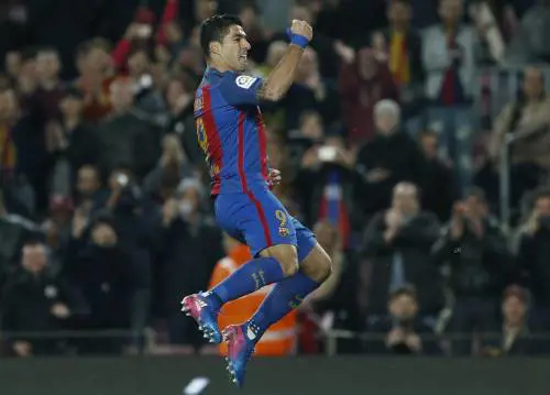 Barça nei guai: Suarez out 1 mese