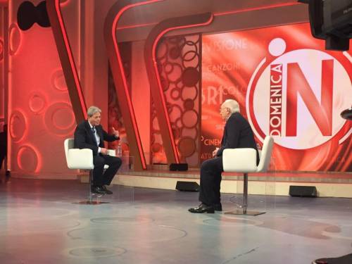 Gentiloni cerca il rilancio e promette: "Meno tasse"