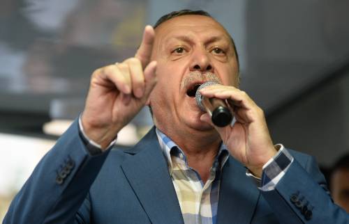 La minaccia di Erdogan: "Gli europei non cammineranno sicuri"