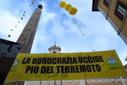 Dopo il sisma le stalle-truffa Gli allevatori si ribellano