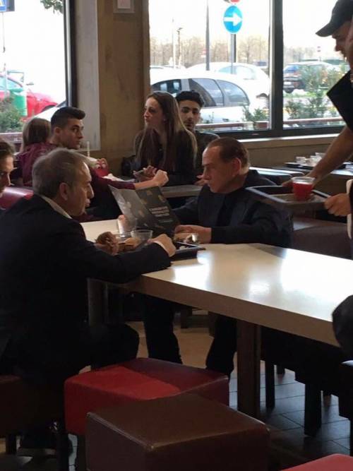 Silvio Berlusconi da McDonald's