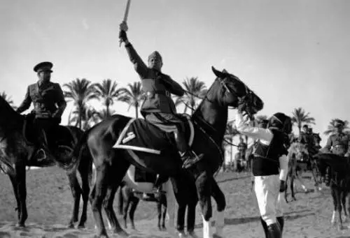 La marcia su Roma? Solo dimostrativa A contare davvero fu la trama politica tessuta da Mussolini