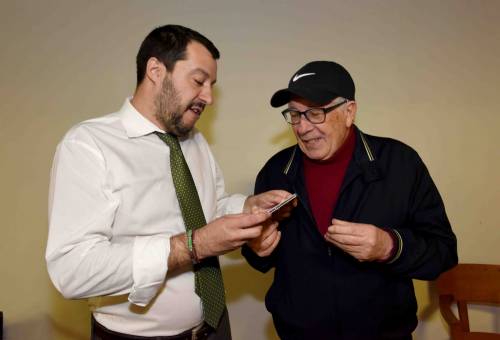 Napoli, Peppino di Capri spiega: "Da Salvini? Per curiosità"