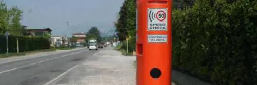 Aci contro gli autovelox: "Aiutateci a denunciare le trappole dei Comuni"