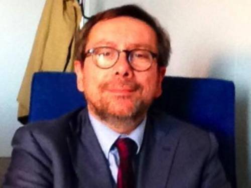 L'ultima follia a Napoli: il presidente del porto guadagna più di Putin