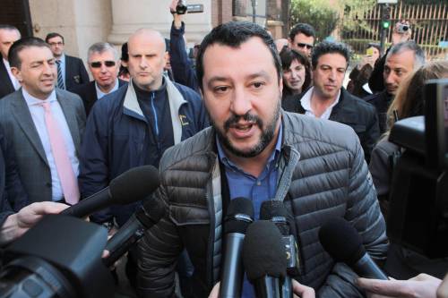 Salvini lancia la federazione per il centrodestra. E dice no ai "minestroni" coi centristi
