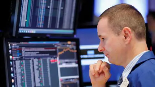 Gli analisti di Syz: "2018 anno positivo, ma si attende una correzione sui mercati"