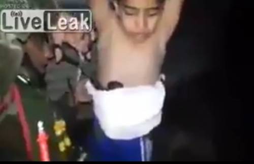 Mosul, bambino viene liberato dalla cintura esplosiva