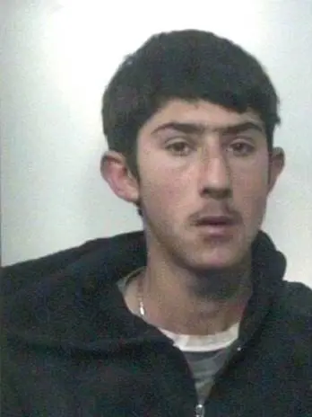 Spari contro i carabinieri: le foto degli indagati