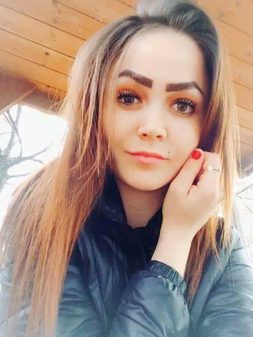 "Sono incinta". E lui la ammazza a colpi di pietra