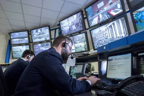 Sicurezza, a Milano e Roma domani scatta il giorno x
