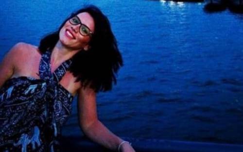 È morta Andreea, la donna che si era gettata nel Tamigi durante l'attentato di Londra 