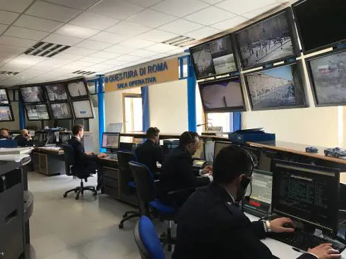 Dentro la sala operativa della Questura: "Così abbiamo evitato i disordini"