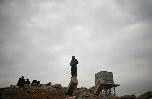 Iraq, almeno 100 le vittime in un raid statunitense su Mosul