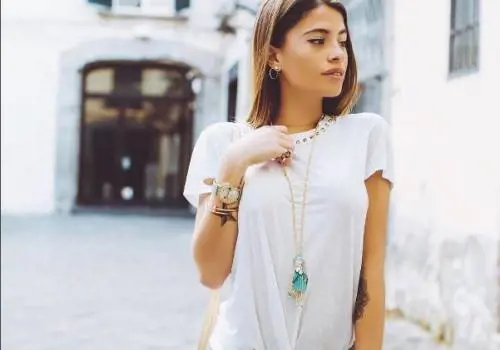 Chiara Nasti non si presenta all'evento a Napoli. La mamma: "Bella? C'è di meglio in giro"