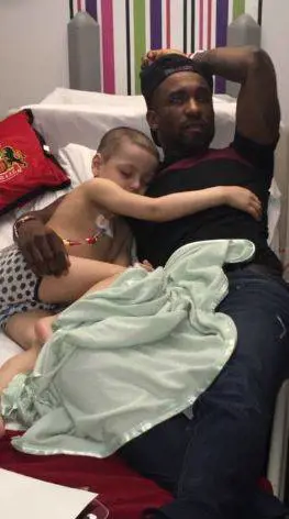 A Bradley restano ancora pochi mesi. Così il campione realizza il suo sogno