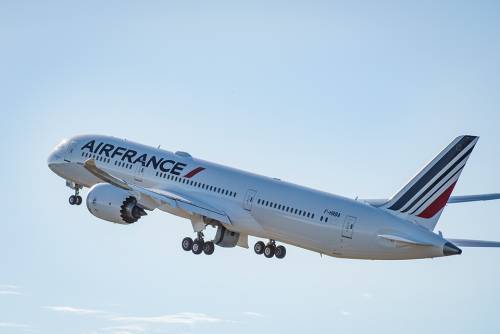Primo atterraggio del 787 per i voli Air France-Klm da Milano Malpensa