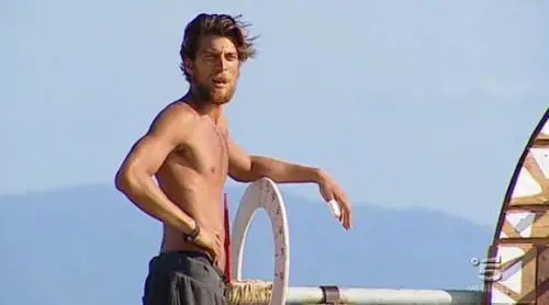 Isola dei Famosi, Simone Susinna è il primo semifinalista