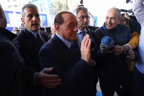 Berlusconi: "Grande dolore per la Brexit ma rispetto volere degli inglesi"