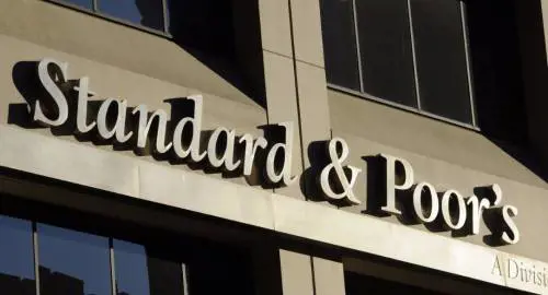 Standard&Poors premia l'Italia: confermato il rating BBB