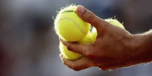 Il ricco tennis ha scoperto i poveri tennisti