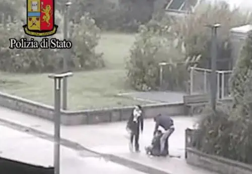 Monza, un debito di 50 euro: picchiato a sangue dallo spacciatore