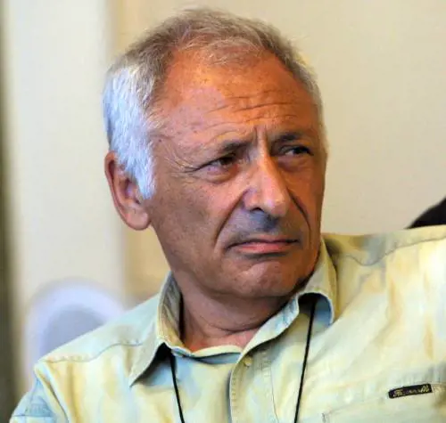 Sanremo da rifare La qualità è troppo bassa Parola di Mogol e Lavezzi