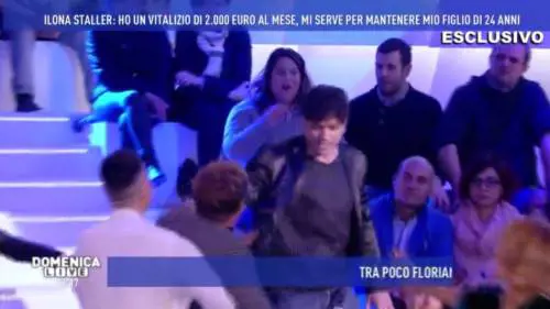 Domenica Live, rissa in diretta tra l'avvocato di Cicciolina e Filippo Facci