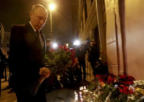 Le colpe dello zar? Non aver fallito un colpo. E in tanti sognano un Lenin che lo spodesti