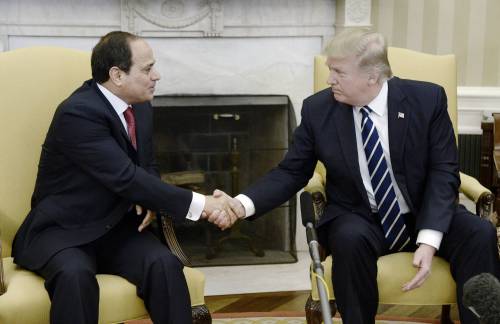 Trump incontra al-Sisi e sigla l'asse anti-terrorismo