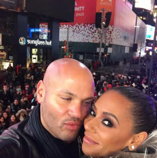 Ora parla la tata della ex Spice Girls: "Io, Mel B e suo marito avevamo una relazione a tre"