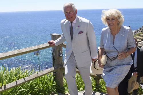 Camilla racconta la relazione segreta con il principe Carlo: "Mi sentivo imprigionata"