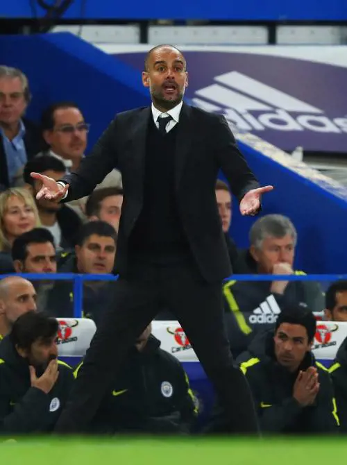 Guardiola, frecciata a Conte: "Noi siamo educati quando vinciamo"