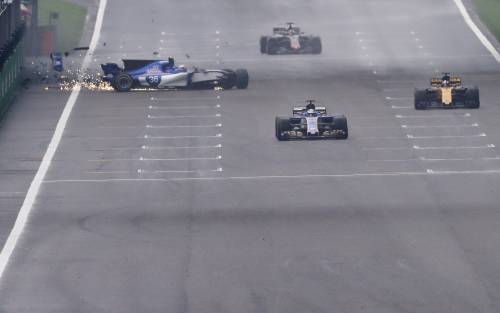 F1, l'incidente di Antonio Giovinazzi
