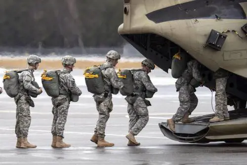 Usa, quei 150mila riservisti preallertati dall'esercito 
