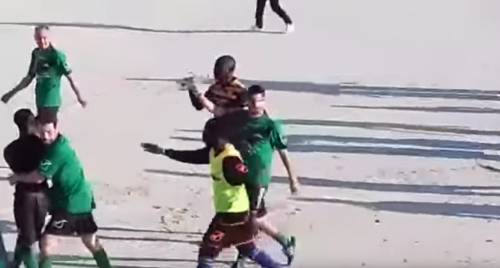 Rissa con pugni e spranghe: ancora violenze dalla squadra di immigrati