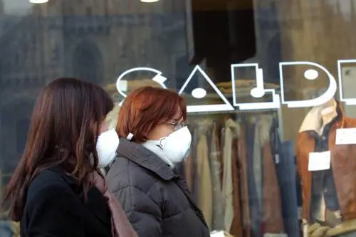 "Frenetica e insicura": i cittadini fotografano luci e ombre di Milano