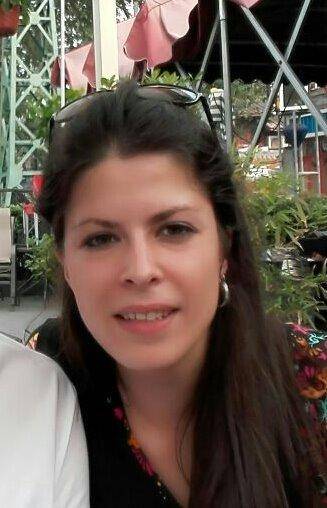 Muore cadendo da un grattacielo in Cina: giallo per la morte di una giovane italiana