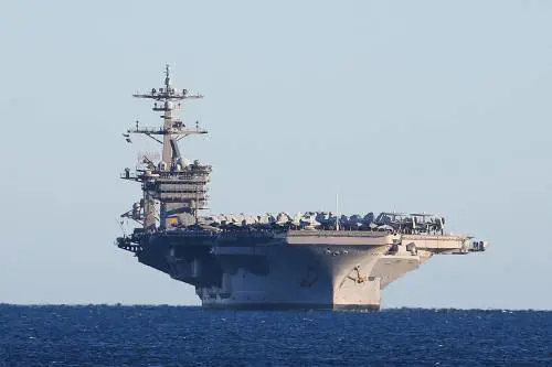 Corea del Nord, Trump invia terza portaerei nel Pacifico occidentale